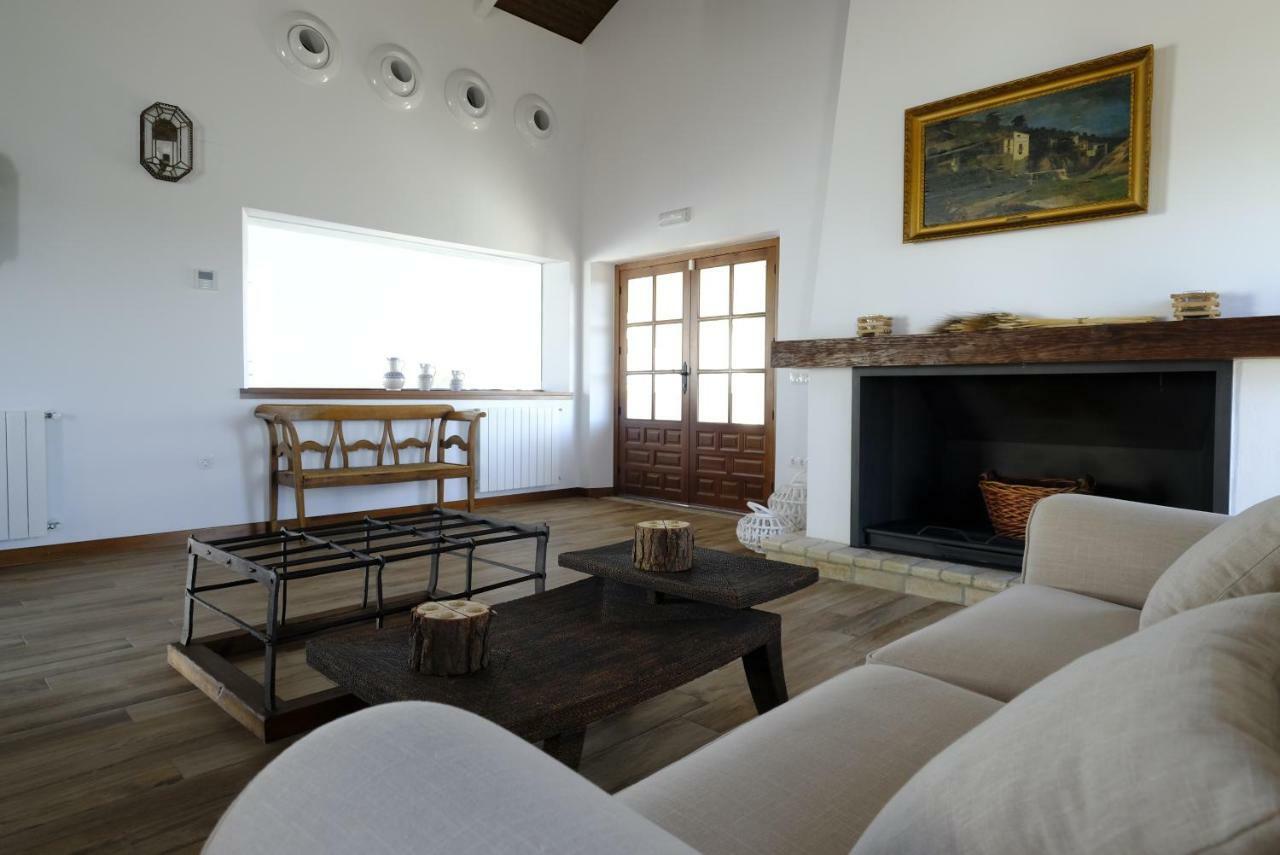 Casas De Alisne Guest House Almodóvar del Río Екстериор снимка